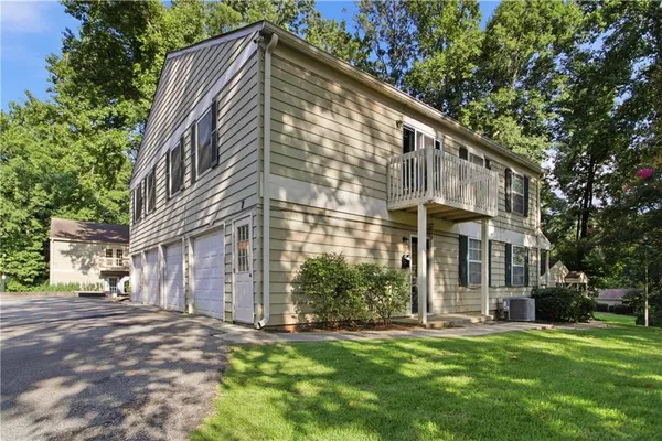 $170,000 | 1329 Surrey Lane Southwest, Unit 7, Marietta, GA 30008