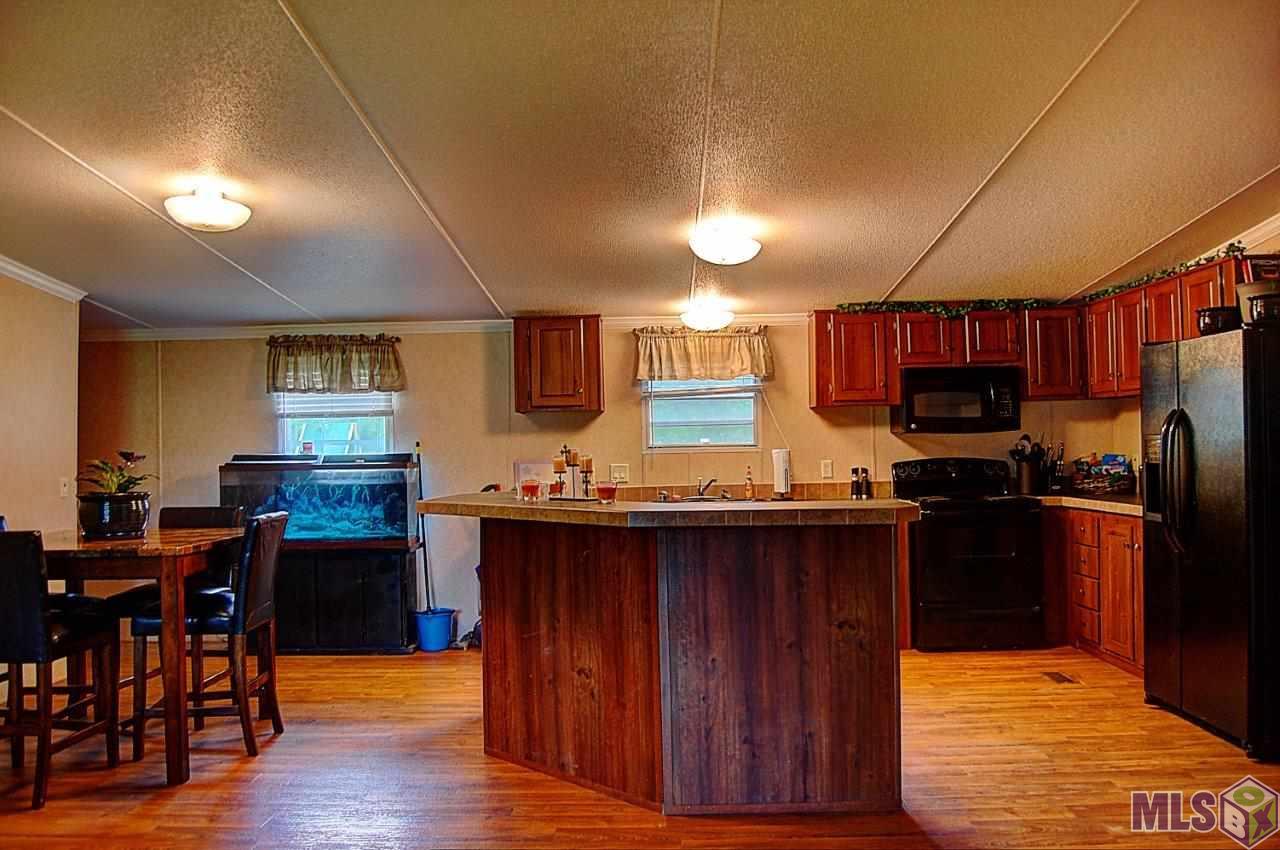 14418 Peairs Road Zachary, LA 70791 - Photo 4 of 10 Gallery Image 4