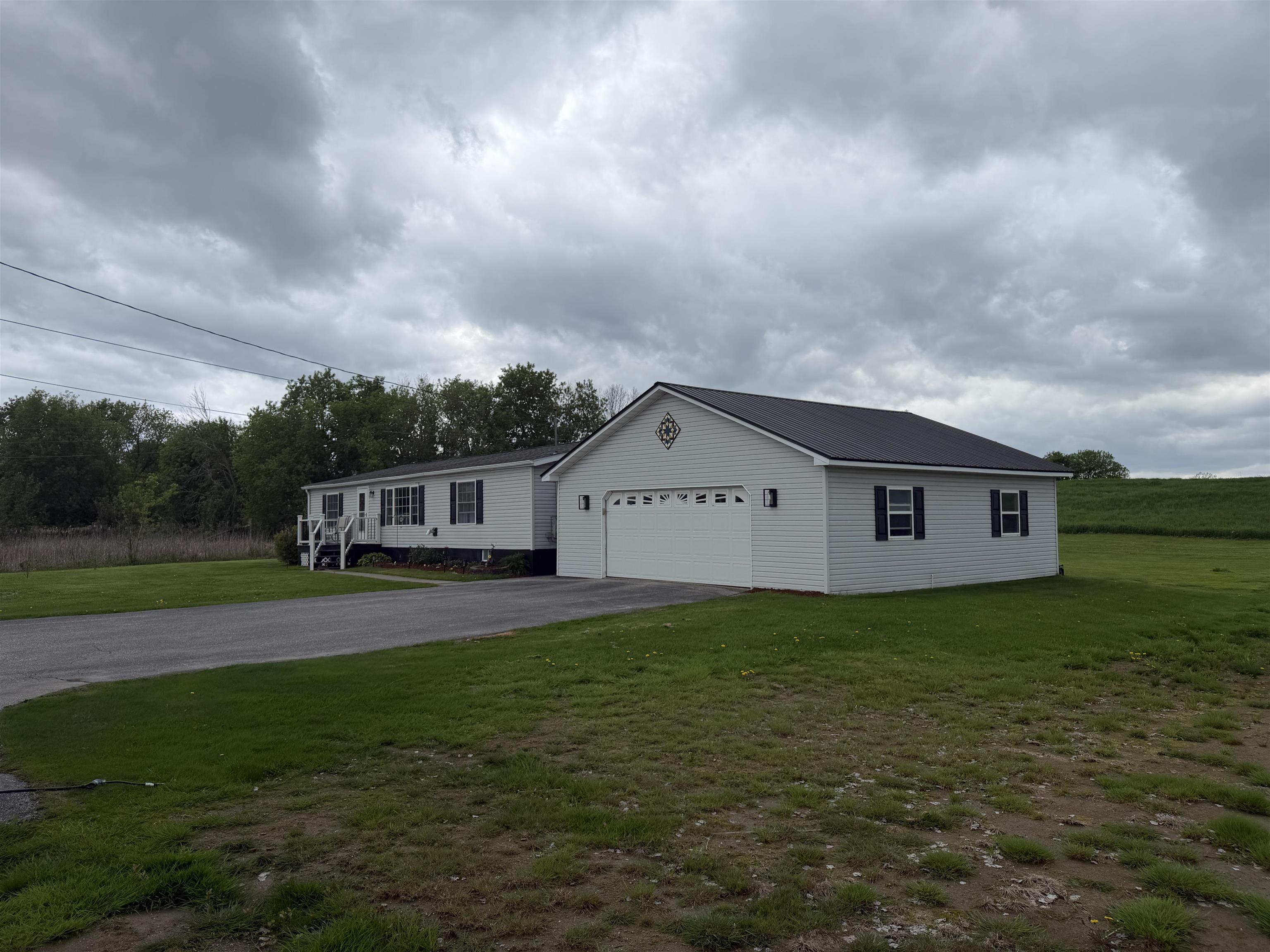 72 Middle Road Swanton, VT 05488 - Photo 16 of 60