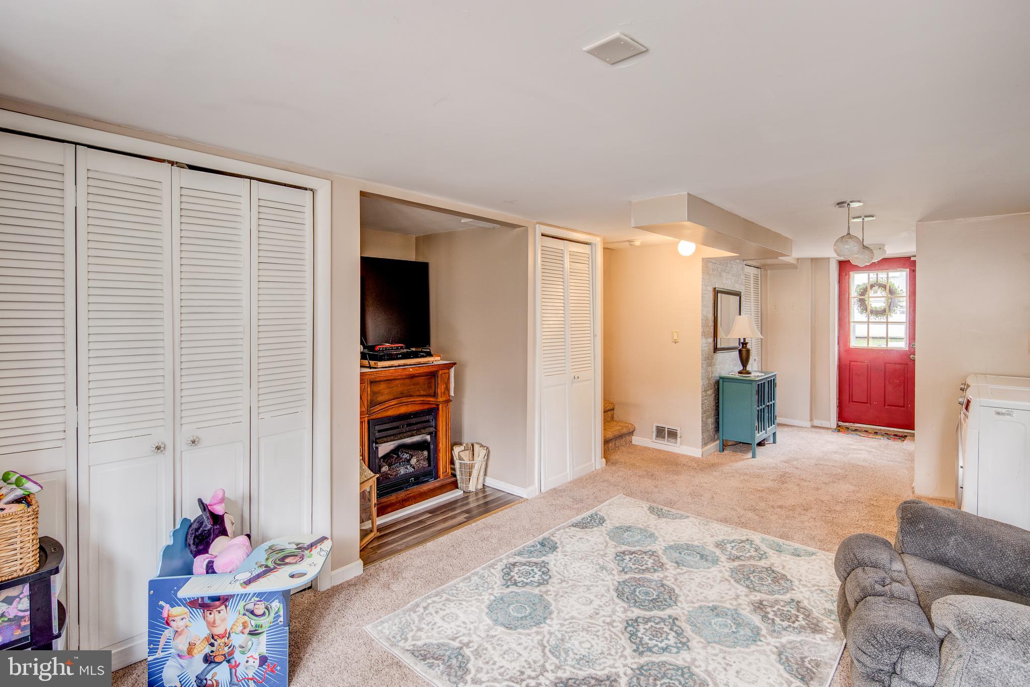 415 Dickinson Road Glassboro, NJ 08028 - Photo 15 of 20