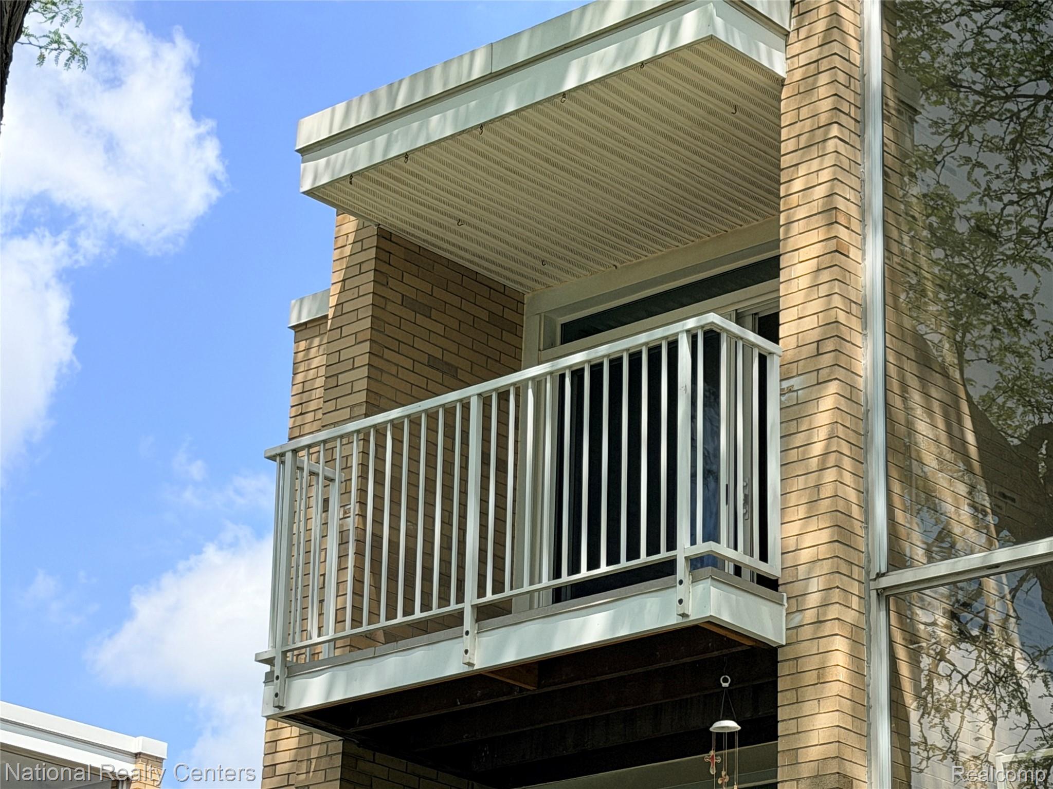 4913 Crooks Road, Unit G4 Royal Oak, MI 48073 - Photo 3 of 19 03a_Balcony.JPG