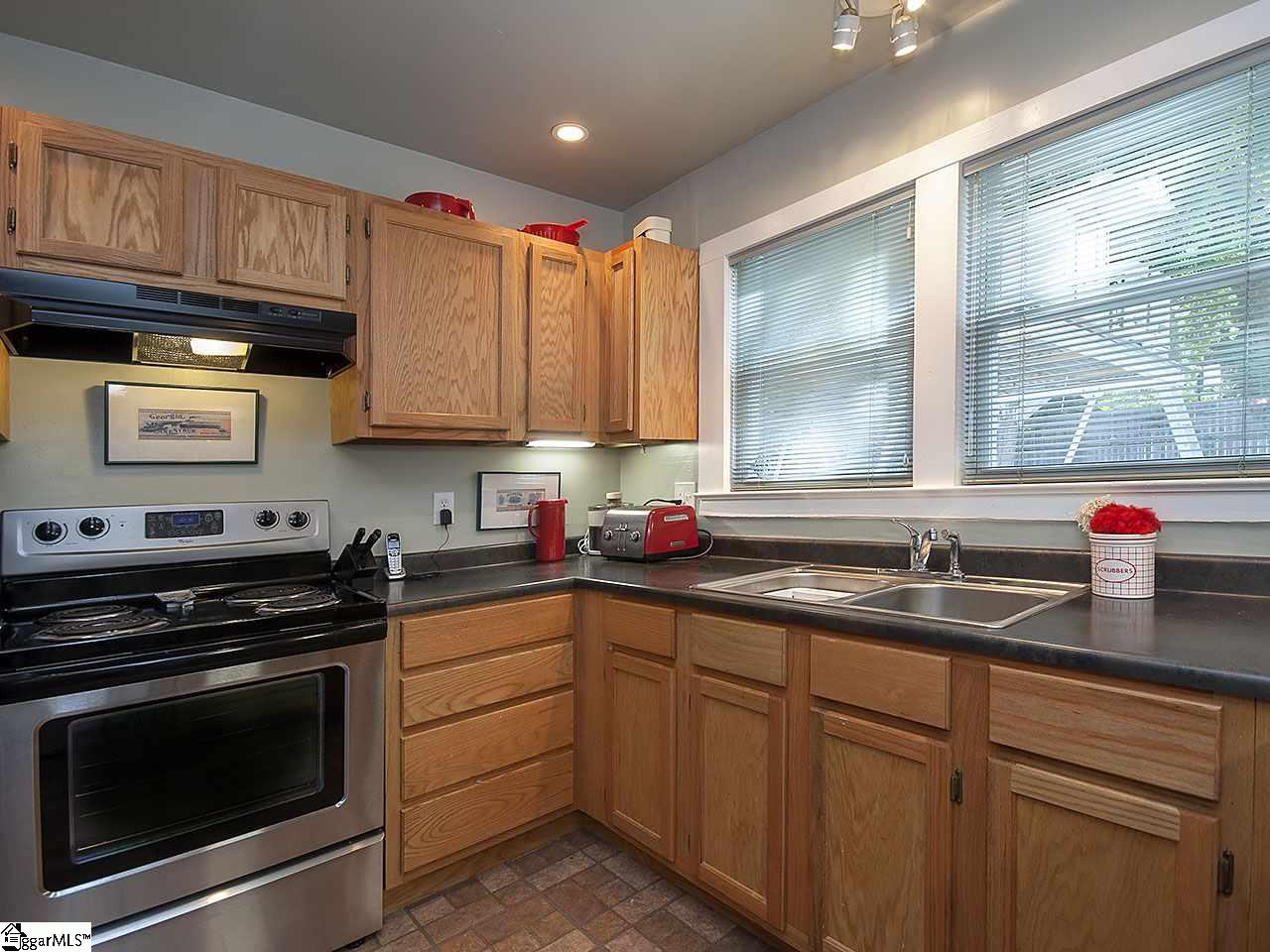 109 Nicholtown Road Greenville, SC 29607 - Photo 16 of 35