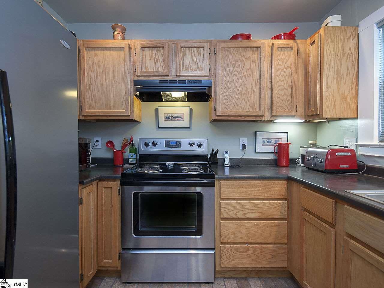 109 Nicholtown Road Greenville, SC 29607 - Photo 17 of 35