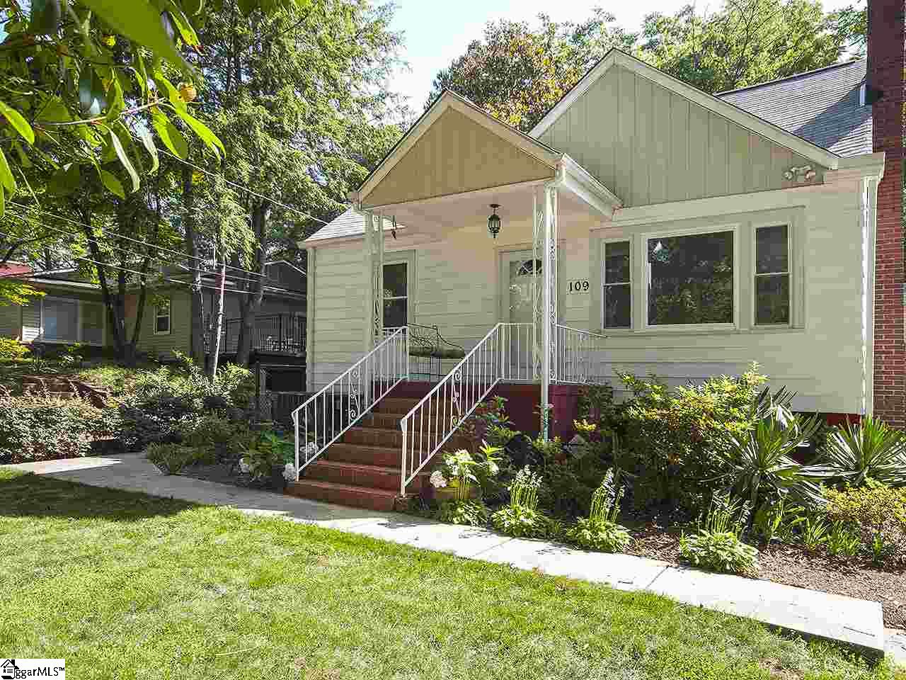 109 Nicholtown Road Greenville, SC 29607 - Photo 3 of 35