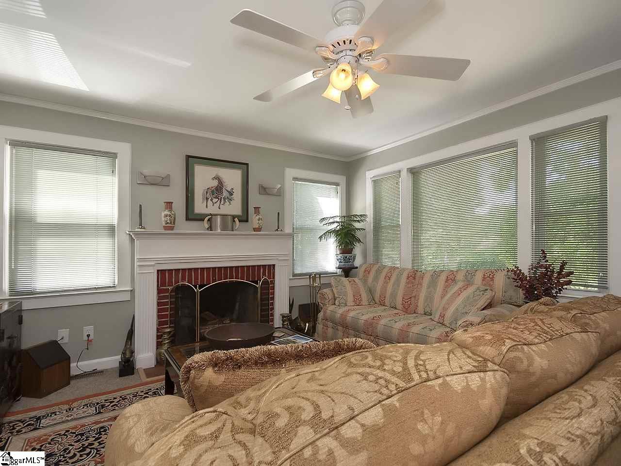 109 Nicholtown Road Greenville, SC 29607 - Photo 5 of 35
