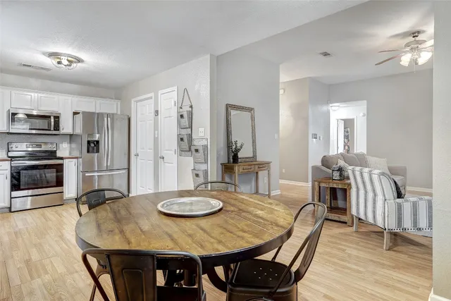 $243,900 | 605 Copper Court, Jarrell, TX 76537