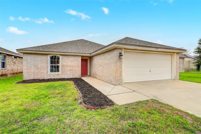 $243,900 | 605 Copper Court, Jarrell, TX 76537