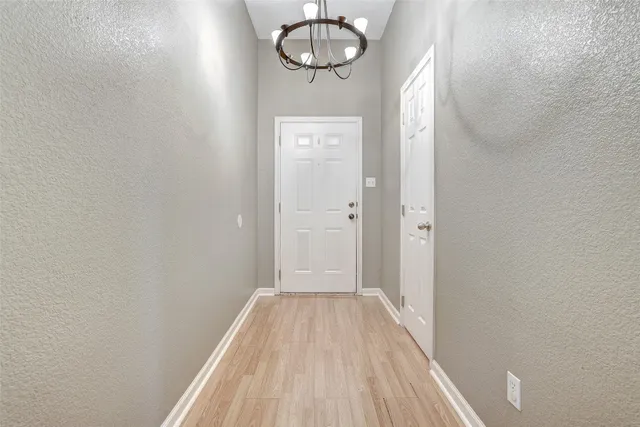 $243,900 | 605 Copper Court, Jarrell, TX 76537