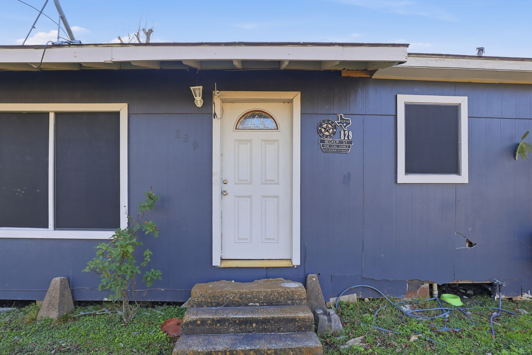 829 Becker Street Channelview, TX 77530 - Photo 2 of 19 a front view of a house