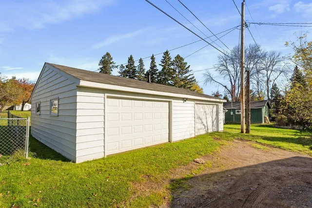 $390,000 | 4320 Oneida Street, Duluth, MN 55804