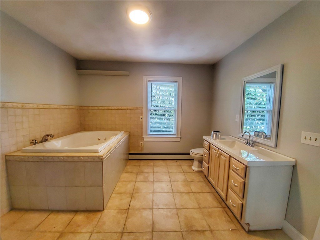 349 River Road Lincoln, RI 02865 - Photo 14 of 31