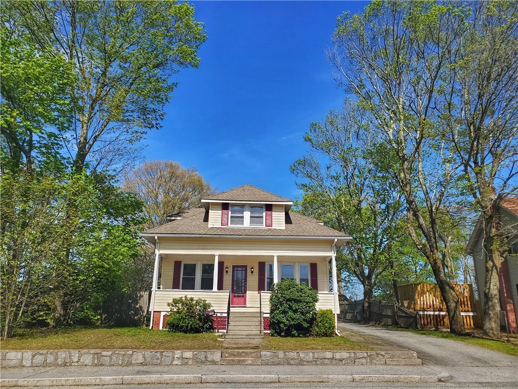 349 River Road Lincoln, RI 02865 - Photo 3 of 31