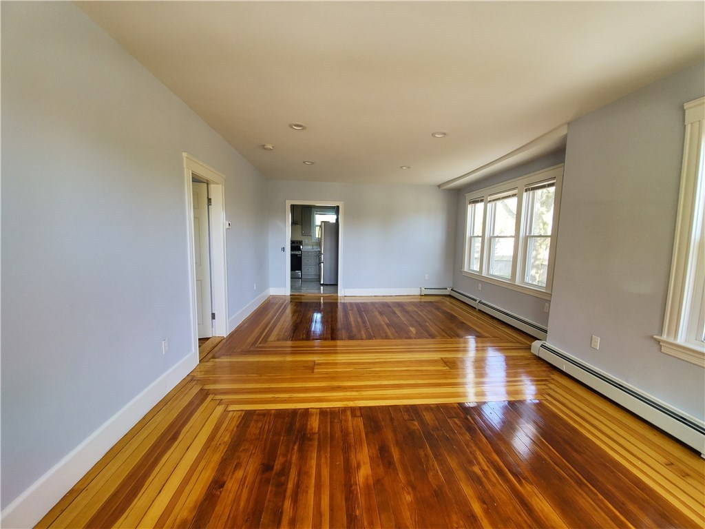 349 River Road Lincoln, RI 02865 - Photo 5 of 31