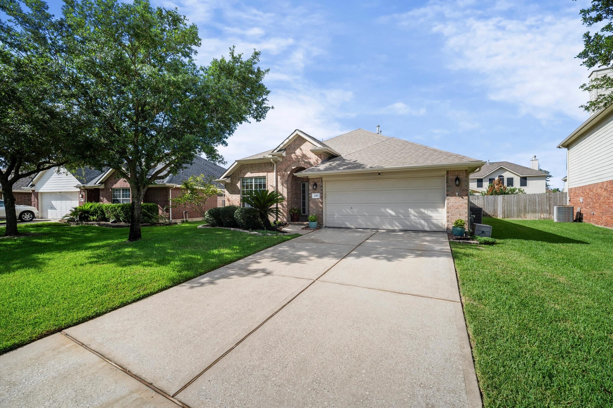 2411 Fern Lacy Drive Spring, TX 77388 - Photo 26 of 26 Front View