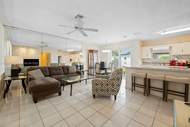 $479,000 | 321 North 69th Avenue, Hollywood, FL 33024