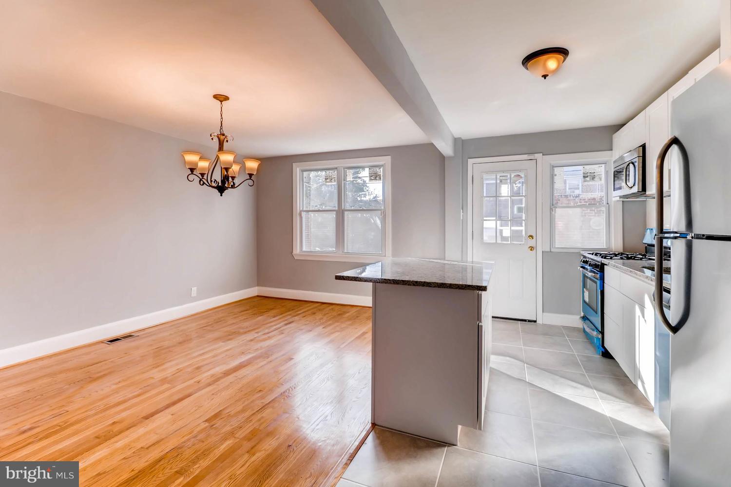 4603 Rokeby Road Baltimore, MD 21229 - Photo 8 of 30 Dining Room