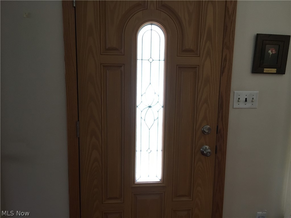 1235 Blanchester Road Lyndhurst, OH 44124 - Photo 2 of 27 Gallery Image 2