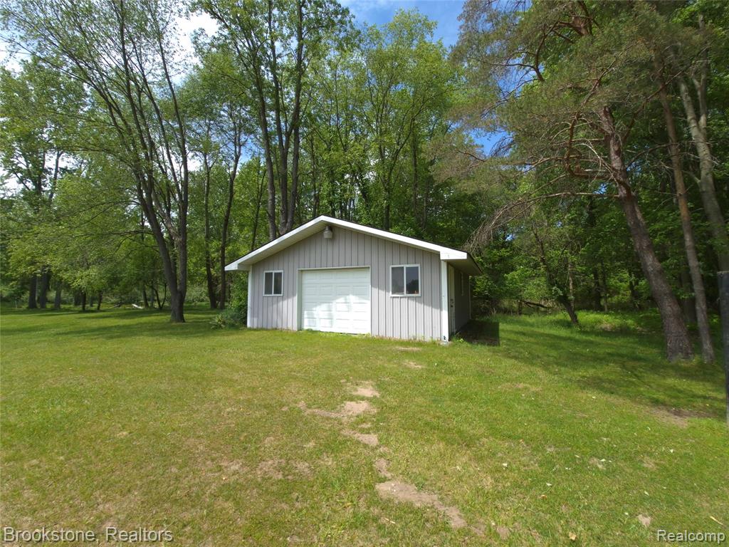 5910 Spring Valley Lane Dryden, MI 48428 - Photo 13 of 87