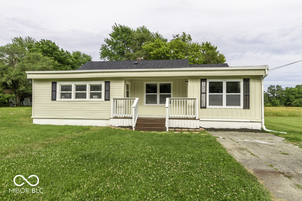 430 Anderson Road Chesterfield, IN 46017 - Photo 1 of 25