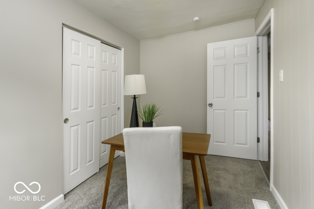 430 Anderson Road Chesterfield, IN 46017 - Photo 8 of 25