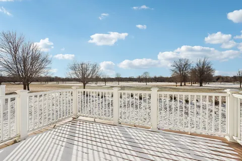 $569,900 | 4041 South Fohr Drive, New Berlin, WI 53151