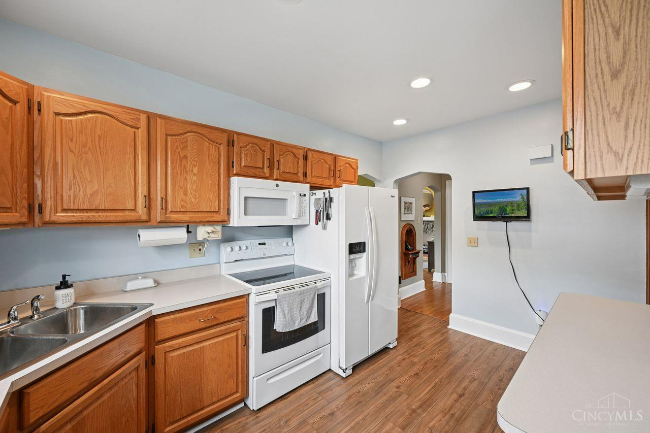 4448 Foley Road Cincinnati, OH 45238 - Photo 12 of 40