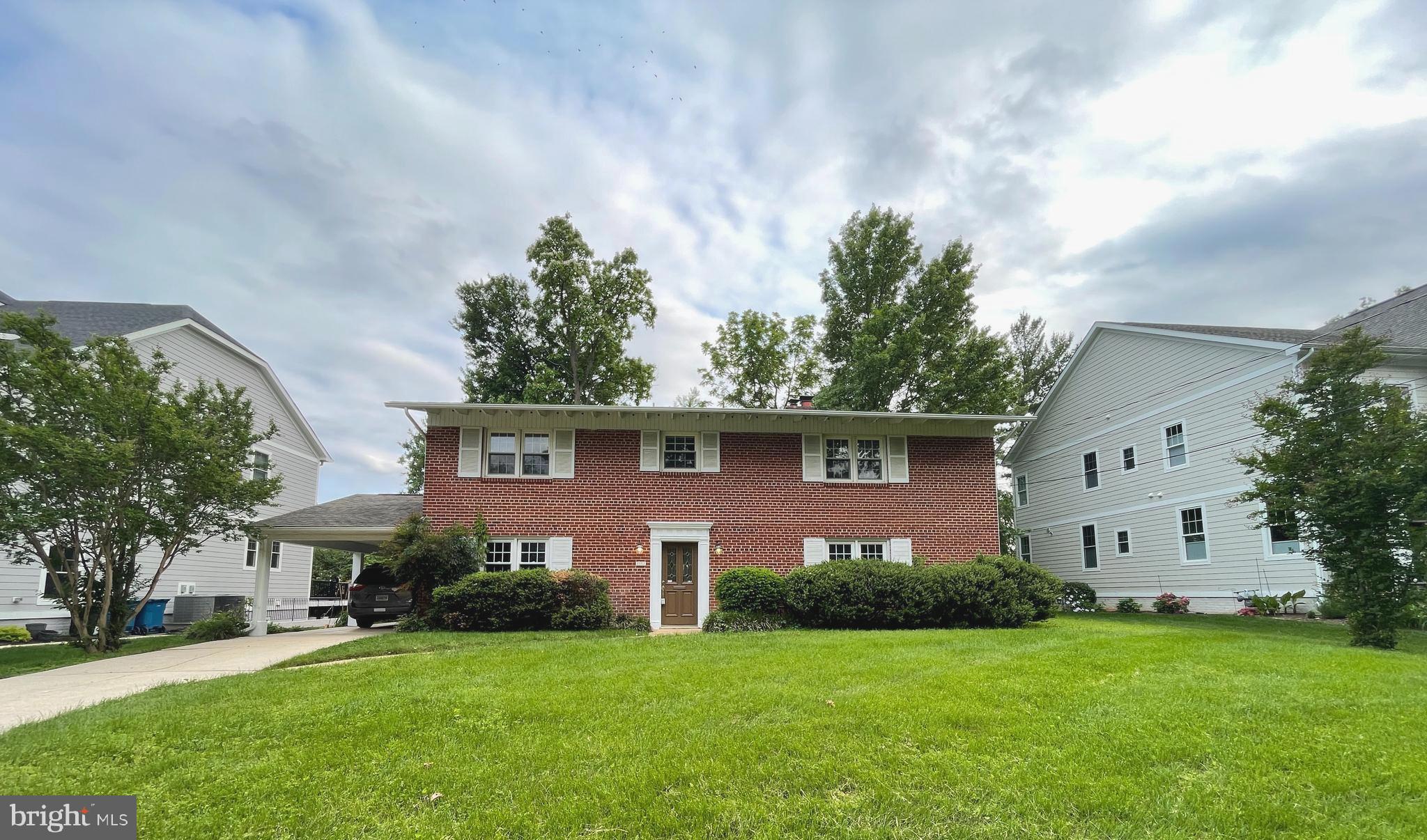 6933 Tyndale Street McLean, VA 22101 - Photo 1 of 28