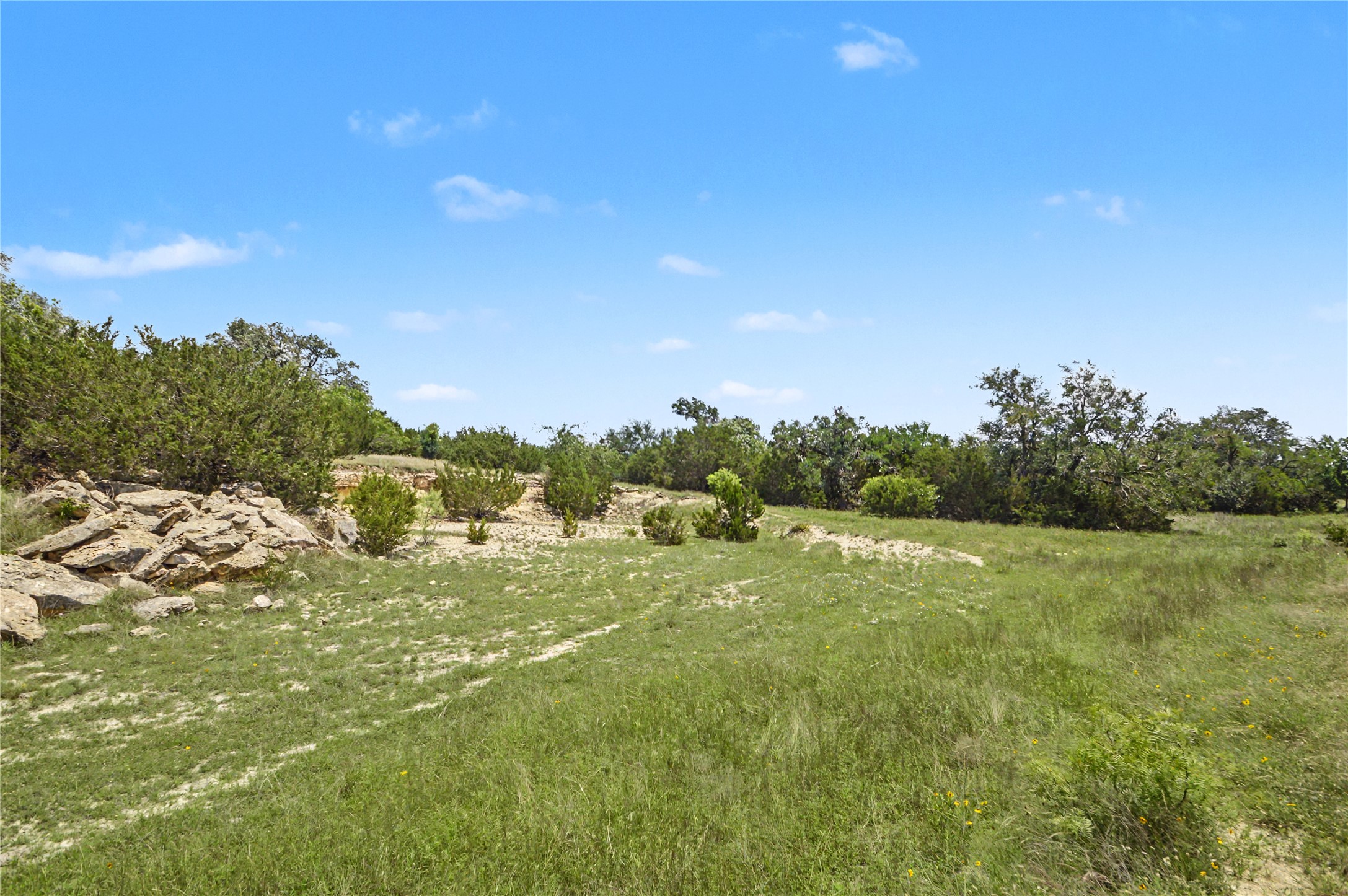 179 East Country Road Goldthwaite, TX 76844 - Photo 16 of 28