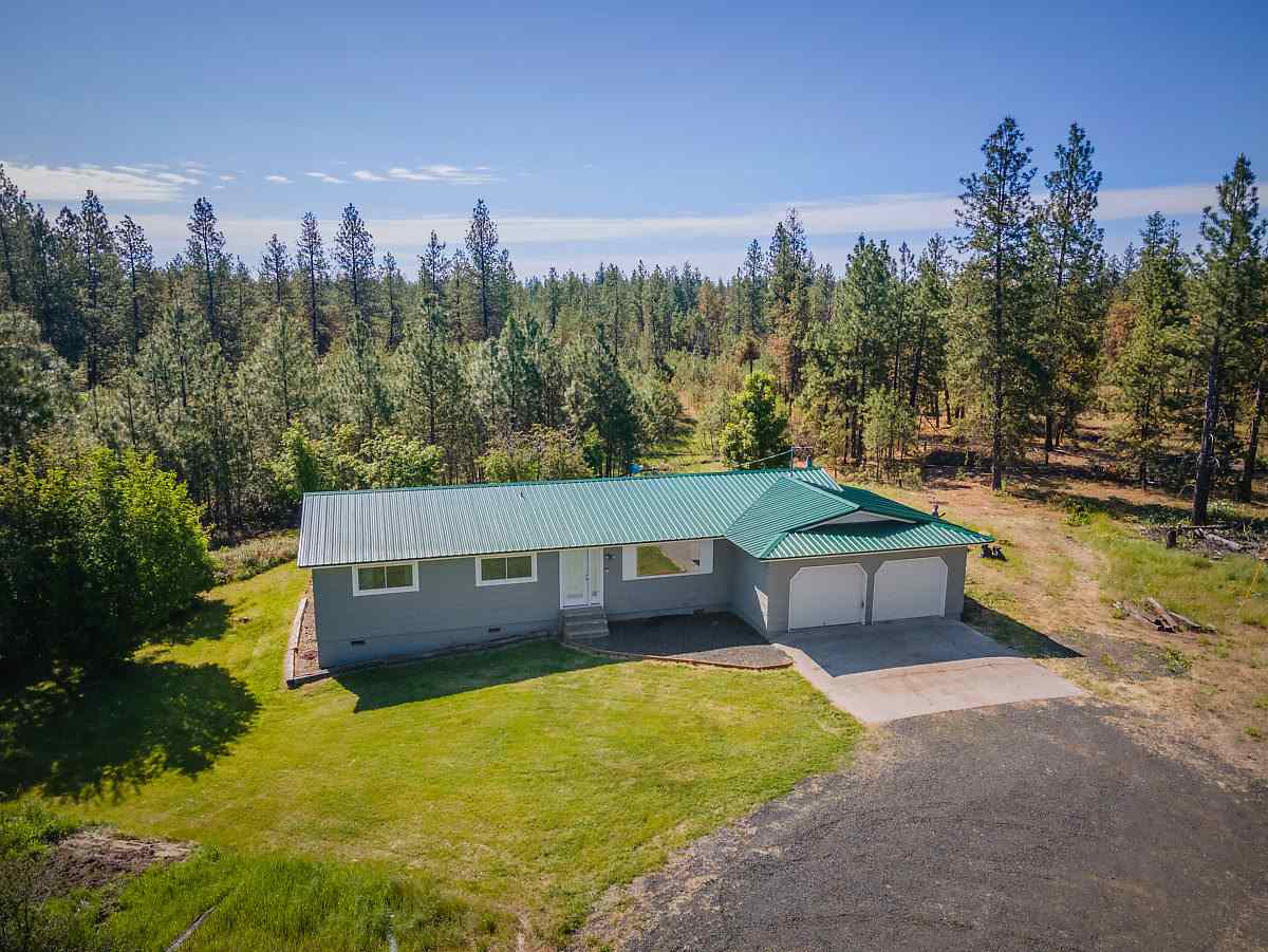 26115 West Tucker Prairie Road Cheney, WA 99004 - Photo 1 of 20