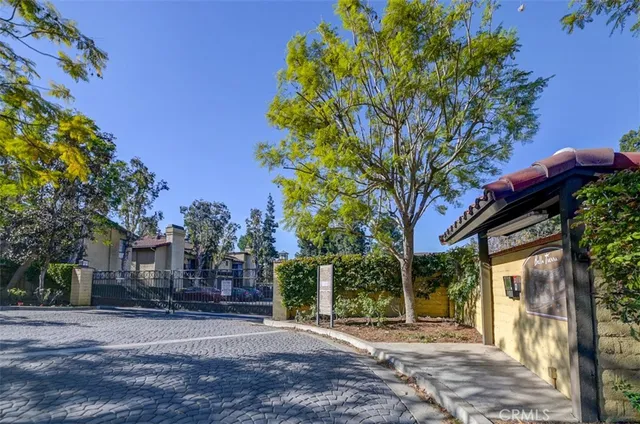 $3,000 | 25581 Indian Hill Lane, Unit E, Laguna Hills, CA 92653