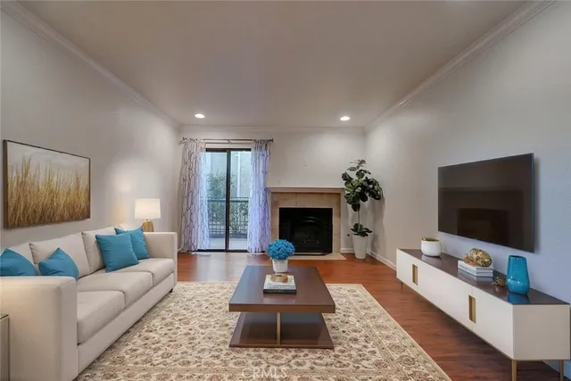 $3,000 | 25581 Indian Hill Lane, Unit E, Laguna Hills, CA 92653