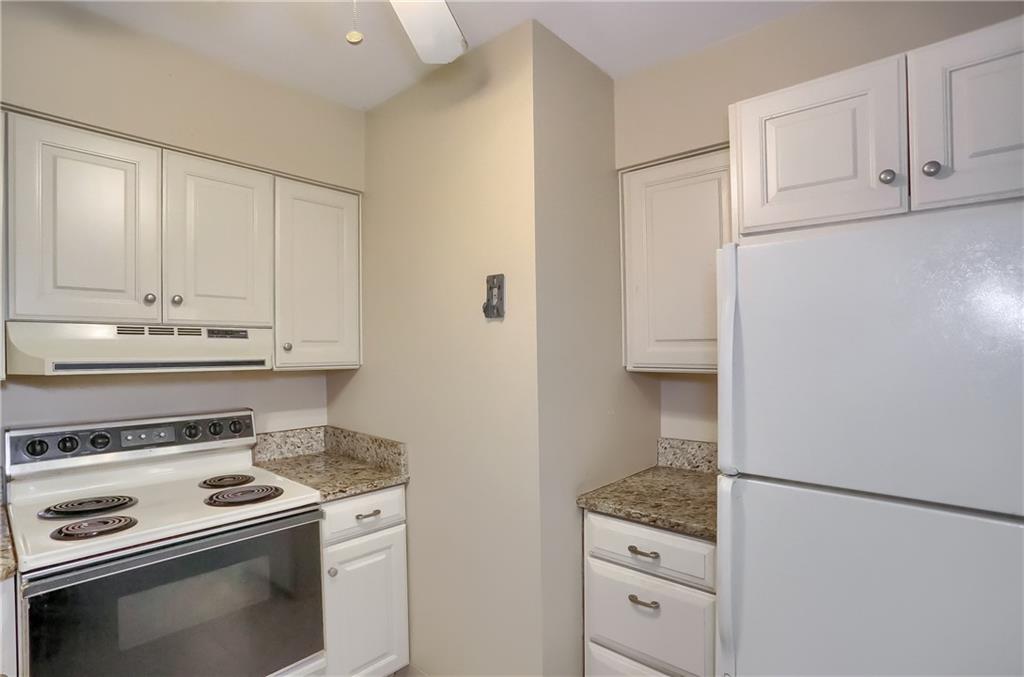 209 Coraopolis Road, Unit 10 Coraopolis, PA 15108 - Photo 11 of 24 Gallery Image 11