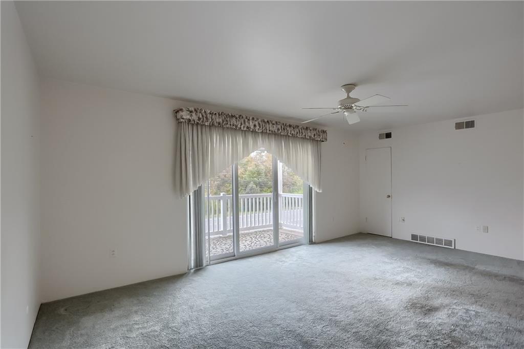 209 Coraopolis Road, Unit 10 Coraopolis, PA 15108 - Photo 2 of 24 Open Living Space!