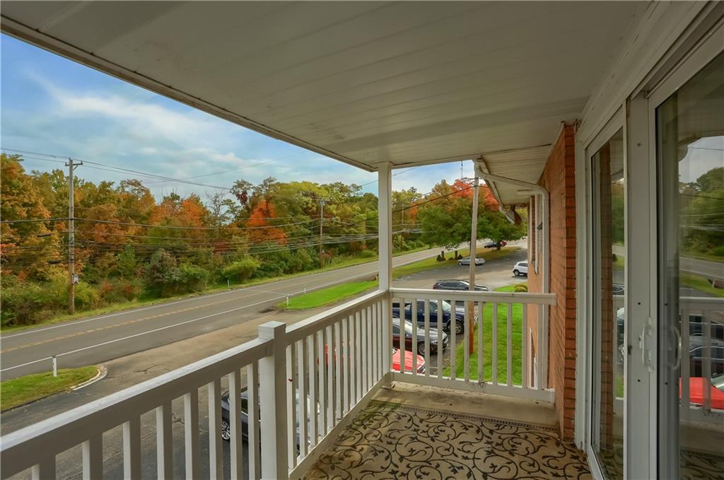 209 Coraopolis Road, Unit 10 Coraopolis, PA 15108 - Photo 8 of 24 Gallery Image 8