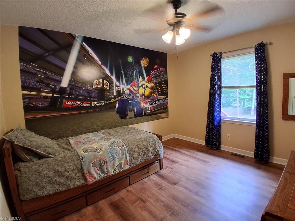 1492 Cedar Fork Road Clemmons, NC 27012 - Photo 26 of 44 Primary Closet