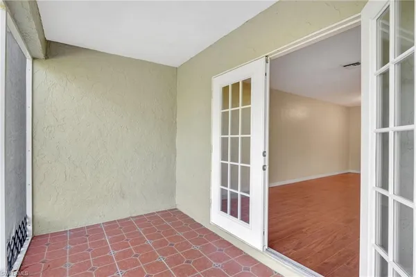 $1,800 | 714 111th Avenue North, Naples, FL 34108