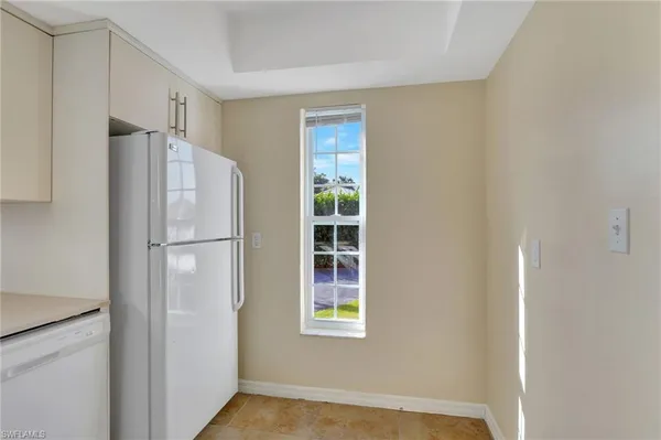 $1,800 | 714 111th Avenue North, Naples, FL 34108