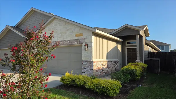 $1,670 | 9860 Grosbeak Lane, Magnolia, TX 77354