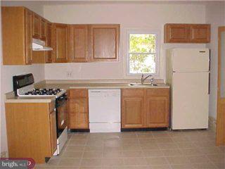 12 Lincoln Avenue Clementon, NJ 08021 - Photo 2 of 4