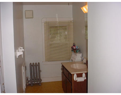 420 Sumner Avenue Springfield, MA 01108 - Photo 19 of 24 Gallery Image 19
