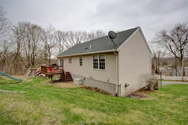 53 Denver Terrace Worcester, MA 01604 - Photo 4 of 20