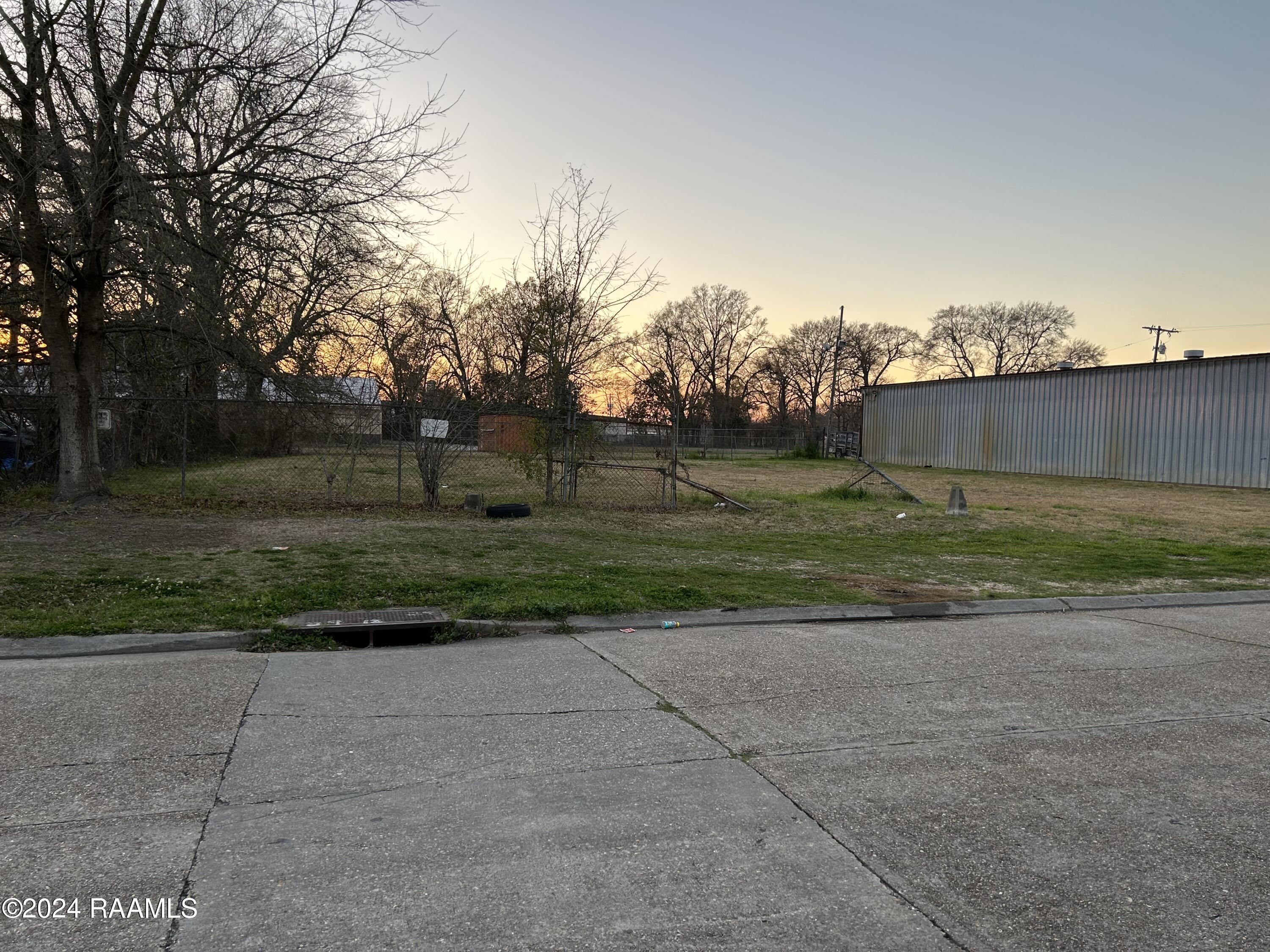 123 Crown Street Lafayette, LA 70506 - Photo 2 of 3 IMG_0305