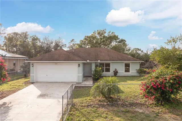 $298,000 | 346 Columbus Boulevard South, Lehigh Acres, FL 33974