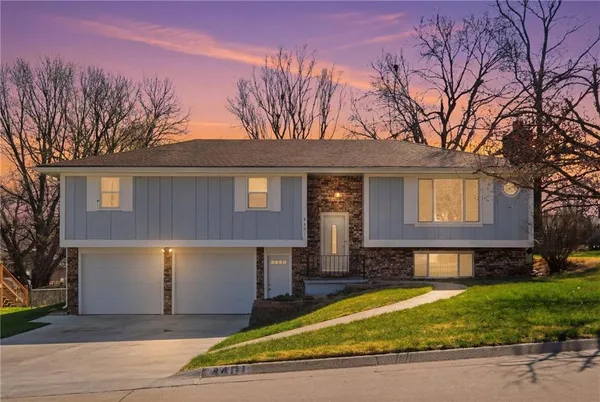 $275,000 | 4401 West Haverill Street, St. Joseph, MO 64506