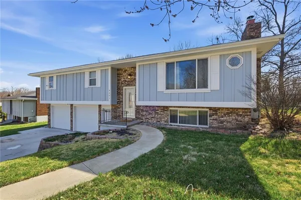 $275,000 | 4401 West Haverill Street, St. Joseph, MO 64506