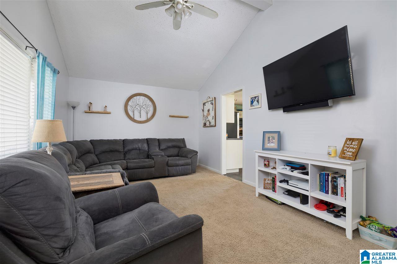 2157 Mountain View Road Birmingham, AL 35210 - Photo 4 of 21