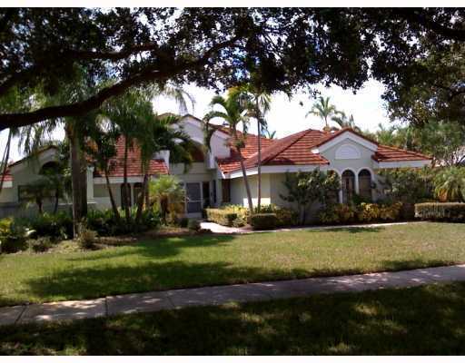 2270 Rabbit Hollowe Circle Delray Beach, FL 33445 - Photo 1 of 10 Primary Photo