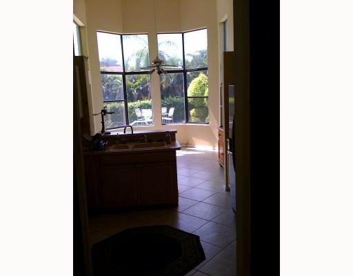 2270 Rabbit Hollowe Circle Delray Beach, FL 33445 - Photo 4 of 10 Additional Photo