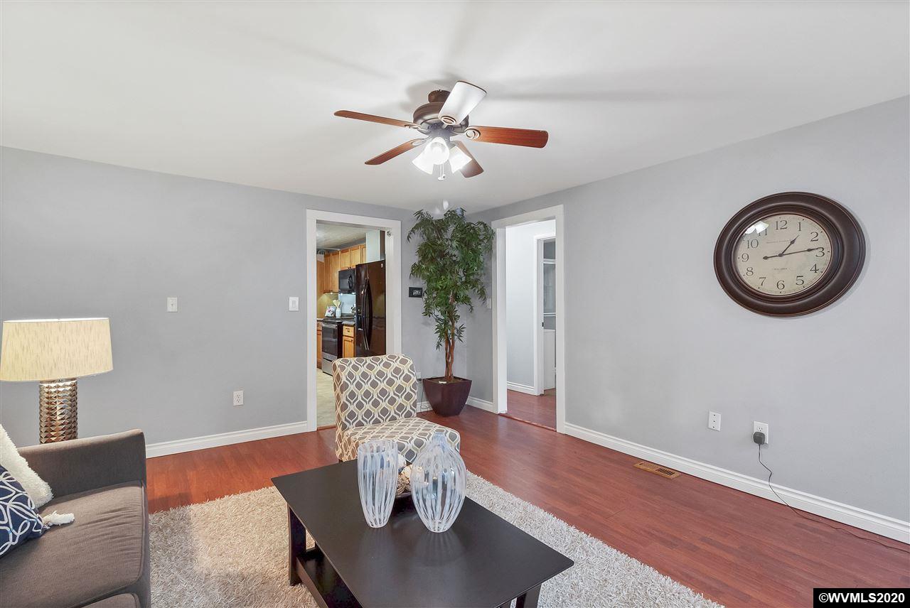 6691 Macleay Road Southeast Salem, OR 97317 - Photo 5 of 38 Gallery Image 5