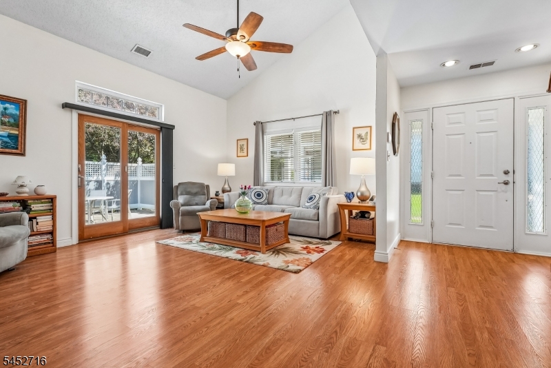 65 Winthrop Road Monroe Township, NJ 08831 - Photo 4 of 35 Gallery Image 4